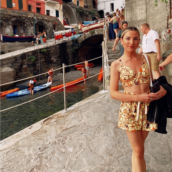 ALC Lana top and Billy II shorts